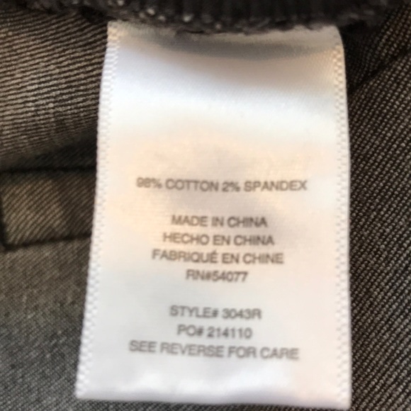 CAbi Curvy Slim Boot Jean - Picture 6 of 6